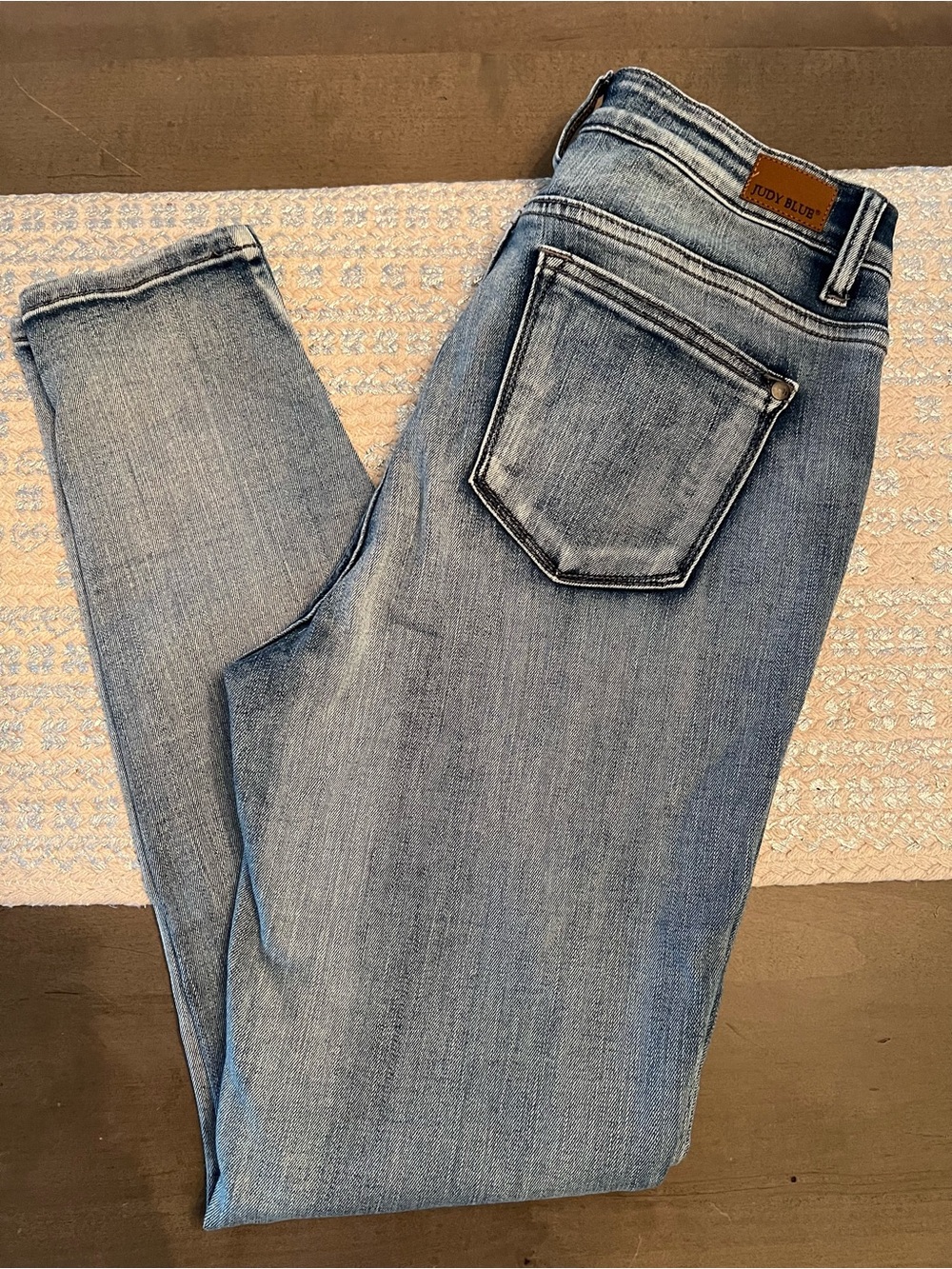 Judy Blue Light Blue Skinny Jeans - Picture 3 of 6